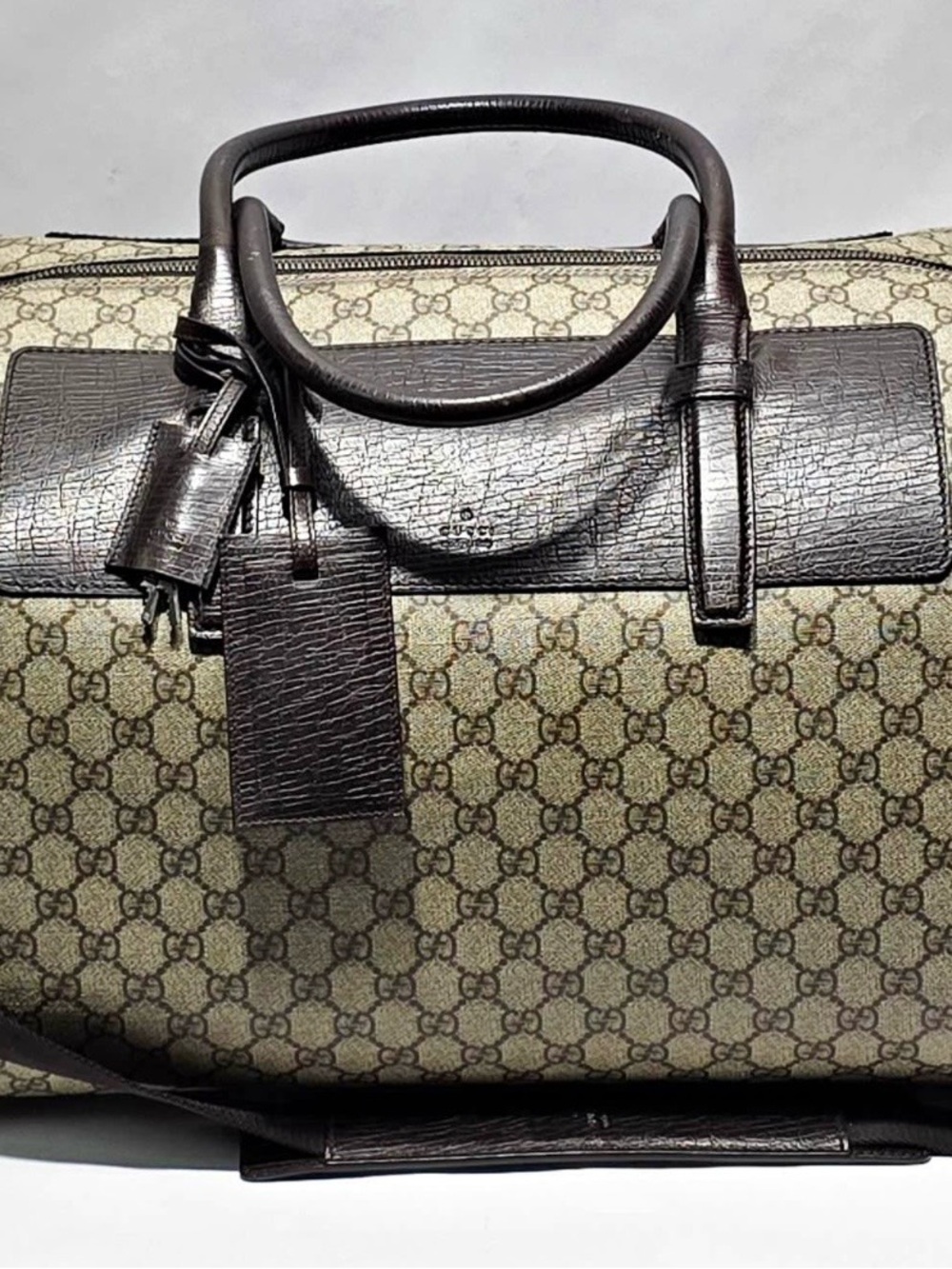 Gucci GG Supreme Travel Duffel in Beige and Dark Brown
